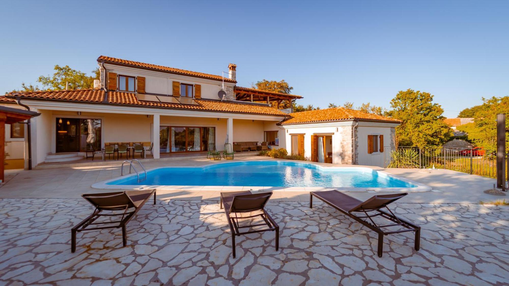 Villa Arton Heated Swimming-Pool Zminj Bagian luar foto