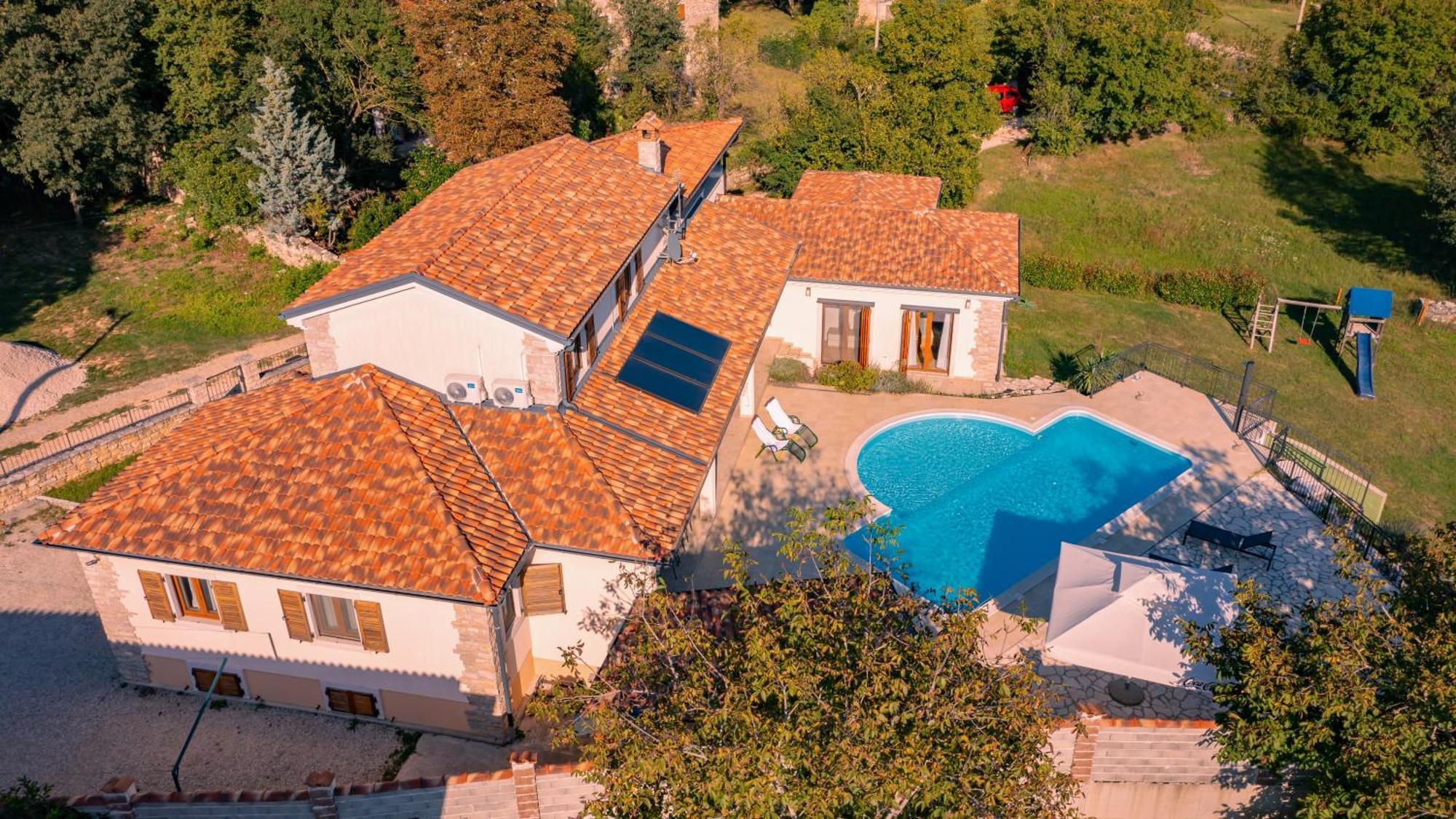 Villa Arton Heated Swimming-Pool Zminj Bagian luar foto