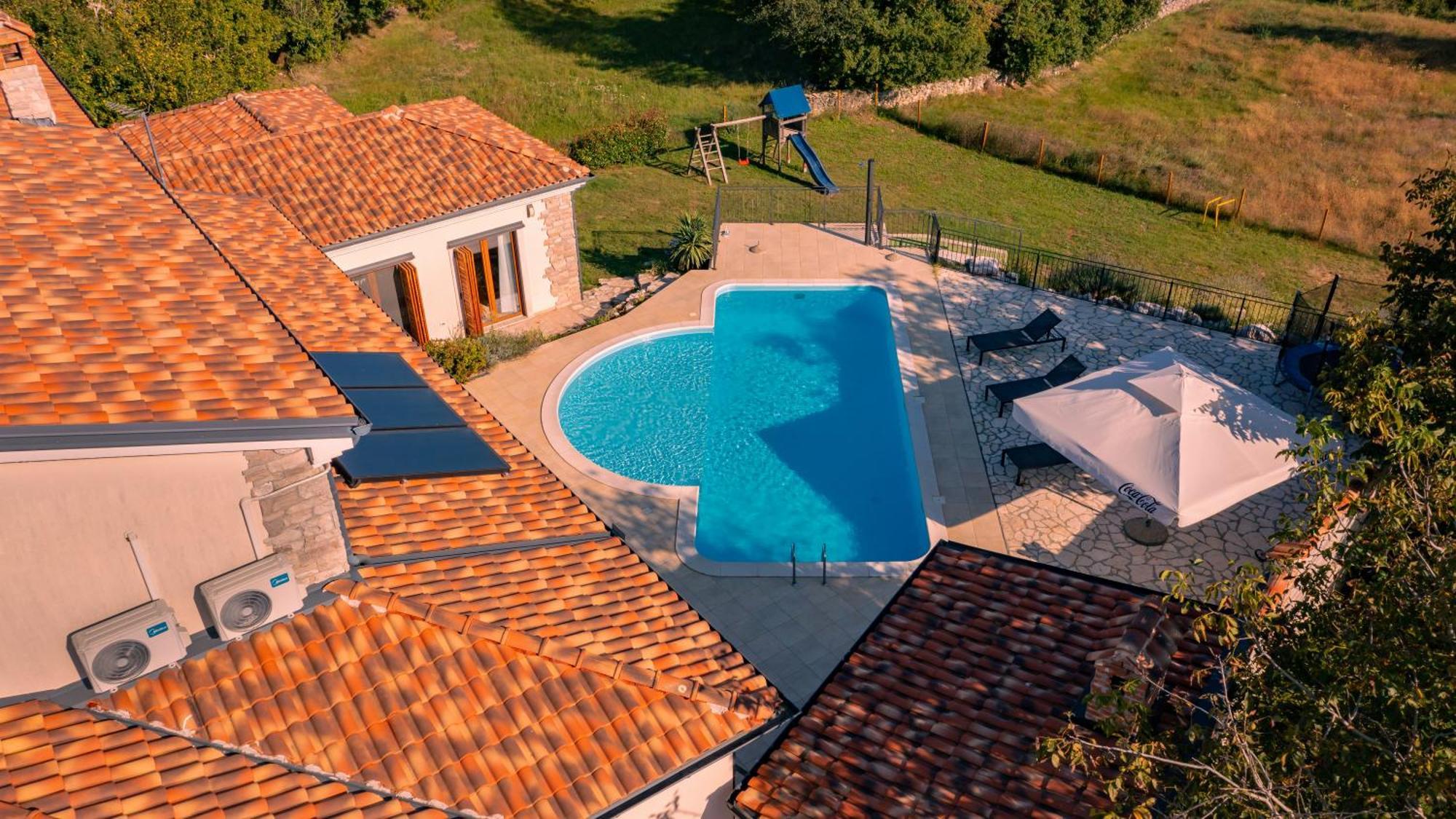 Villa Arton Heated Swimming-Pool Zminj Bagian luar foto