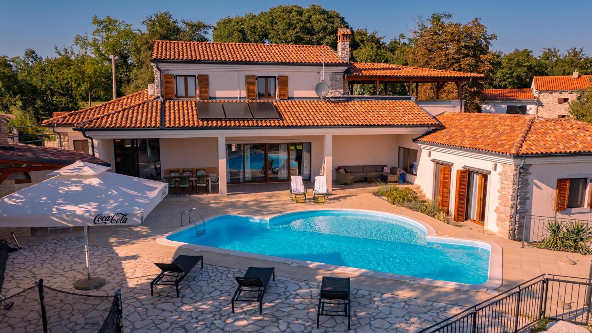 Villa Arton Heated Swimming-Pool Zminj Bagian luar foto